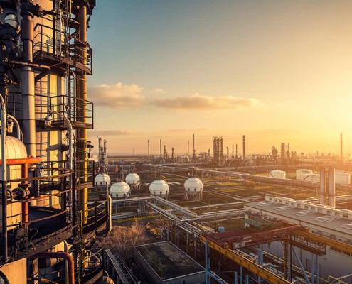 A Dunai Finomító a Mol-csoport legnagyobb, Magyarország egyetlen kőolaj-feldolgozó létesítménye.